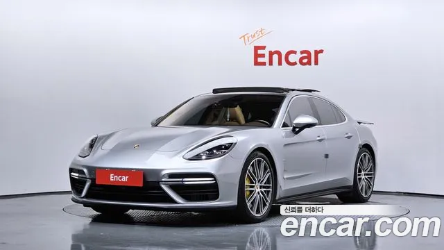 Porsche Panamera 2018