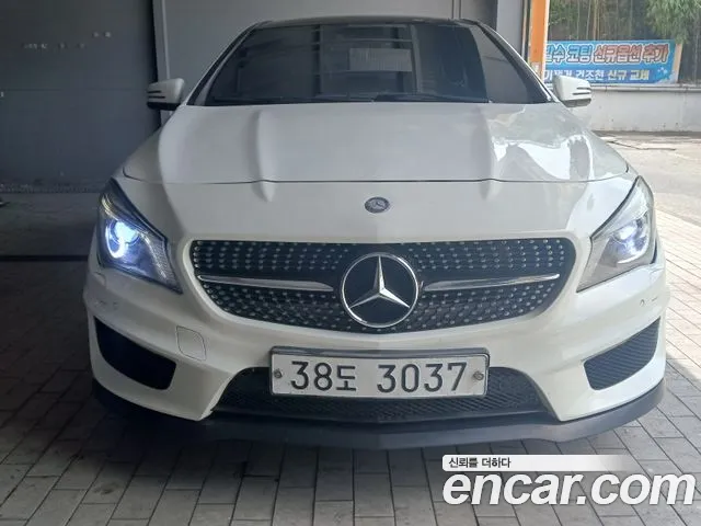 Mercedes-Benz CLA-Class 2015