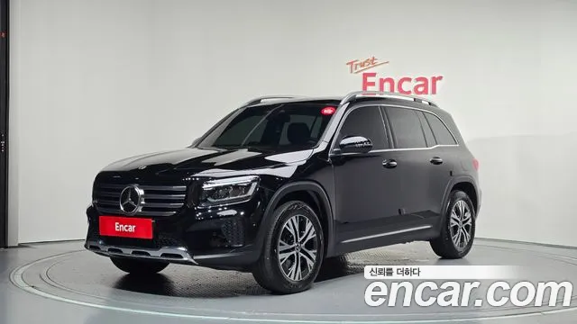 Mercedes-Benz GLB-Class 2024