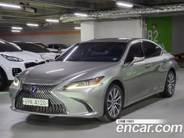 Lexus ES 2018