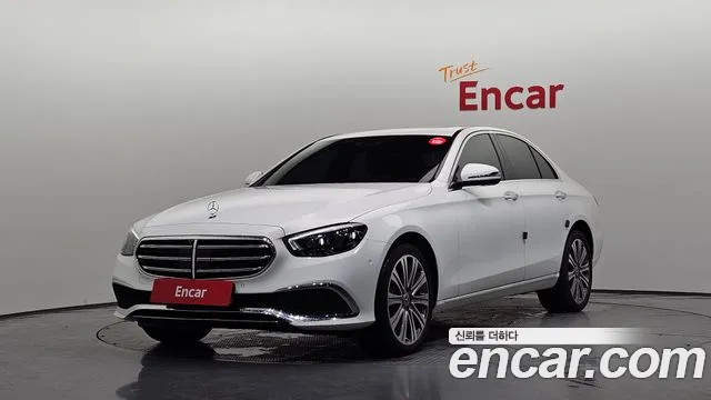 Mercedes-Benz E-Class 2023