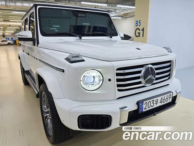Mercedes-Benz G-Class 2024
