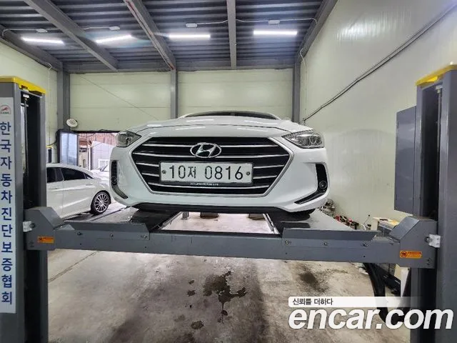 Hyundai Avante 2016
