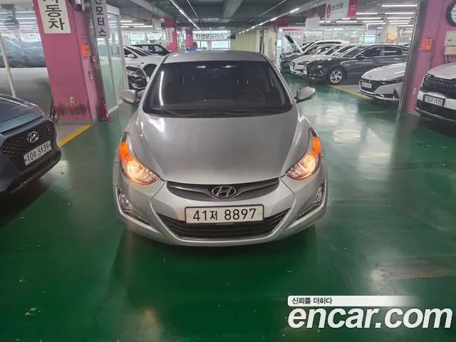 Hyundai Avante 2015
