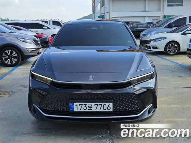 Toyota Crown 2024