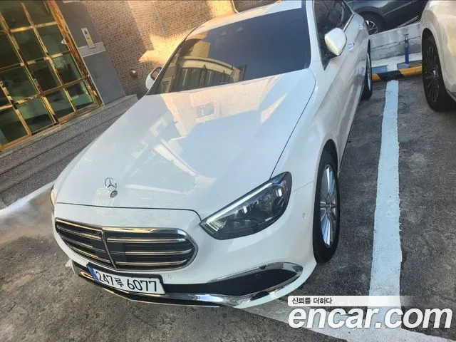 Mercedes-Benz E-Class 2023