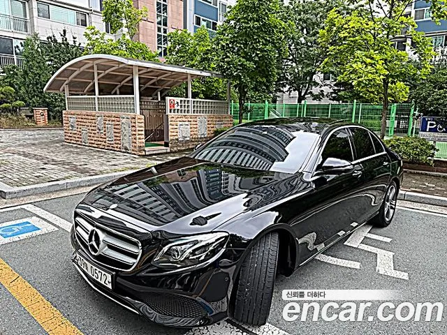 Mercedes-Benz E-Class 2016