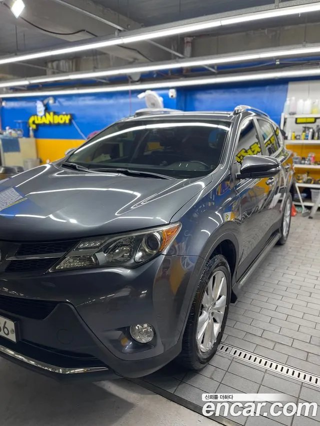 Toyota RAV4 2014