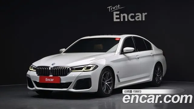 BMW 5-Series 2023
