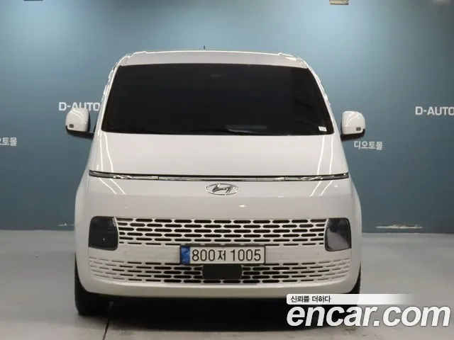Hyundai Staria 2023