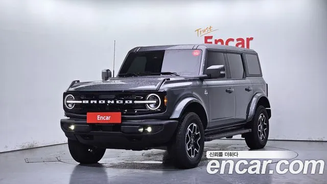 Ford Bronco 2024