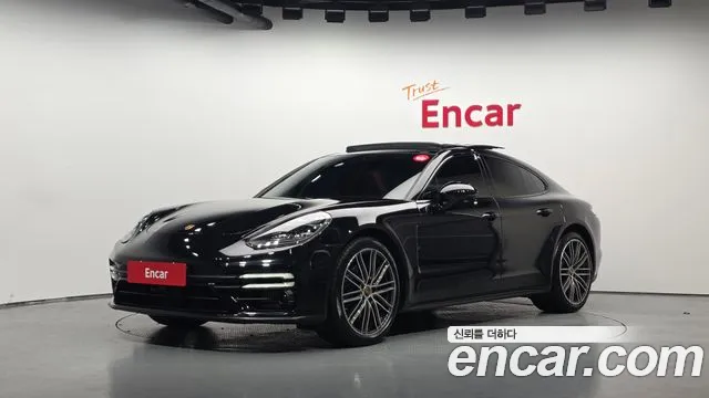 Porsche Panamera 2022