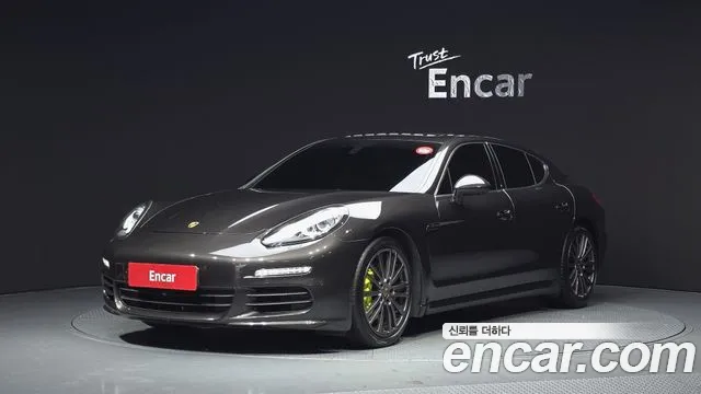 Porsche Panamera 2014