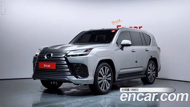 Lexus LX 2025