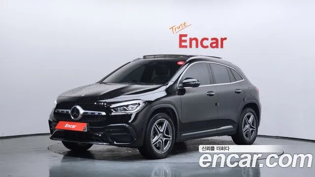 Mercedes-Benz GLA-Class 2021