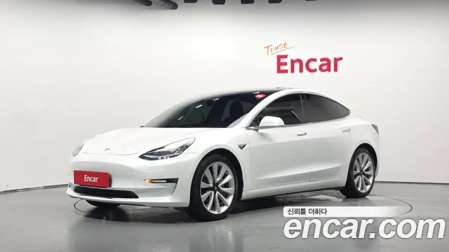 Tesla Model 3 2020