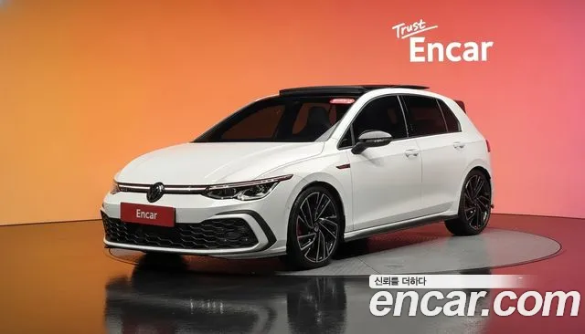 Volkswagen Golf 2024