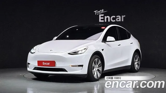 Tesla Model Y 2021