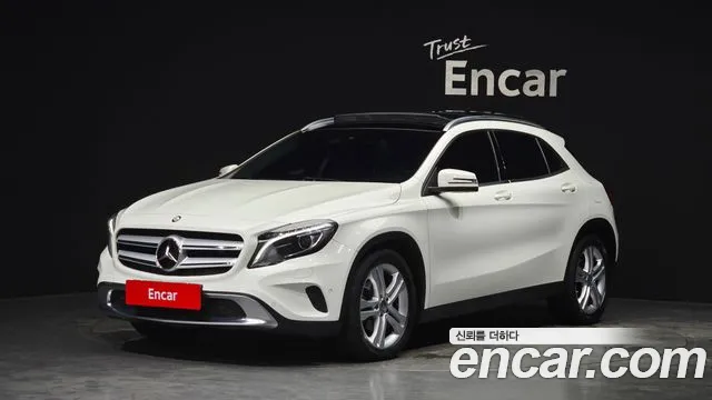 Mercedes-Benz GLA-Class 2016