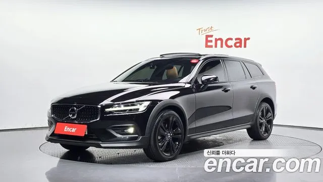 Volvo V60 2020