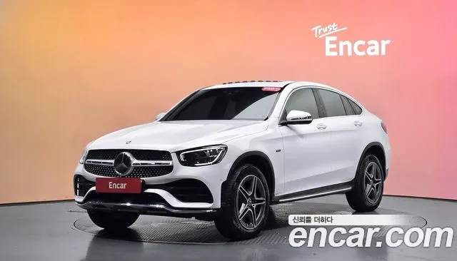 Mercedes-Benz GLC-Class 2021
