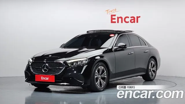 Mercedes-Benz E-Class 2024