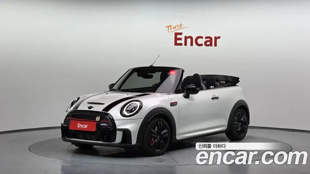 MINI Cooper Convertible 2024