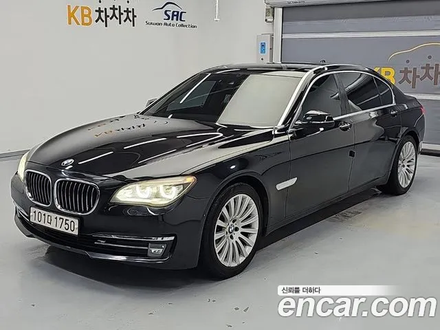 BMW 7-Series 2013