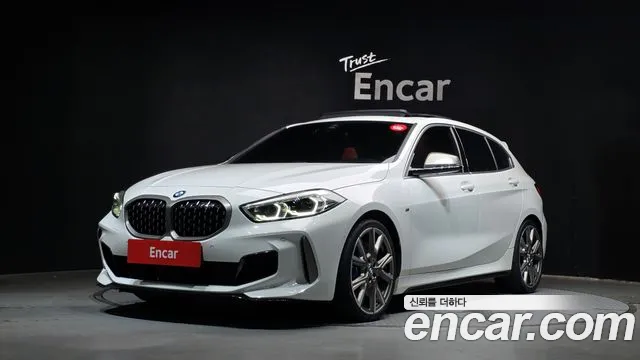 BMW 1 (F40) 2023