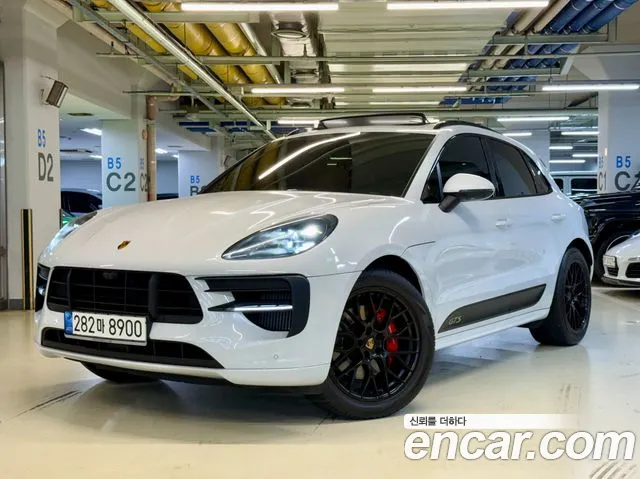 Porsche Macan 2020