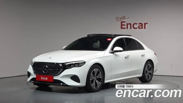 Mercedes-Benz E-Class 2024
