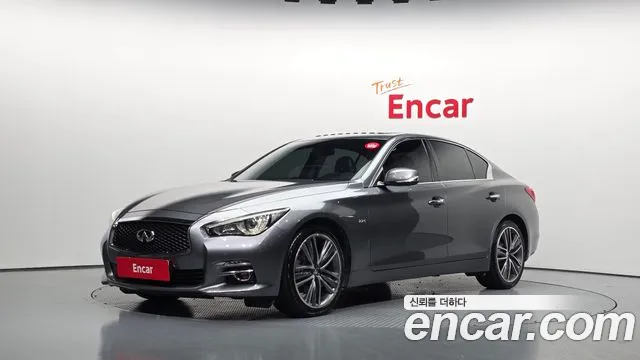 Infiniti Q50 2016