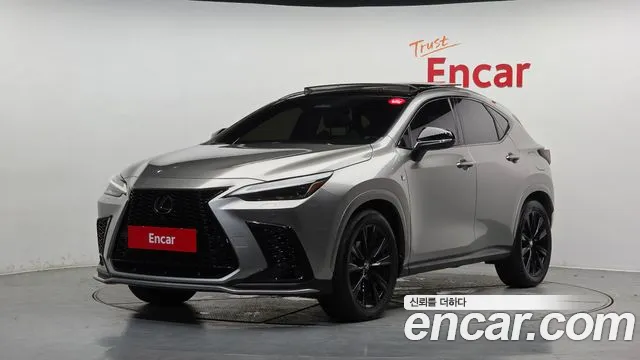 Lexus NX 2024