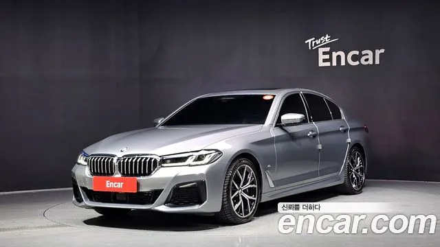 BMW 5-Series 2023