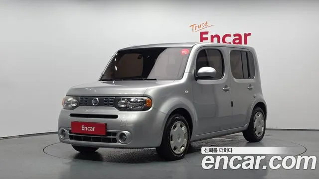 Nissan Cube 2011