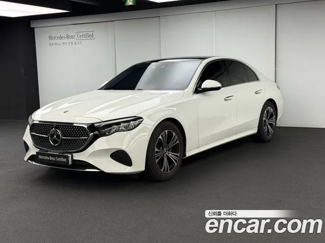 Mercedes-Benz E-Class 2024