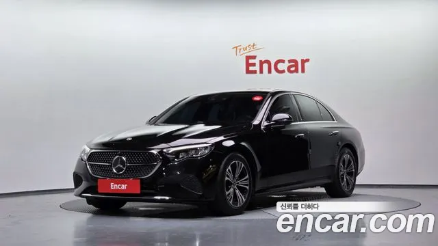 Mercedes-Benz E-Class 2024