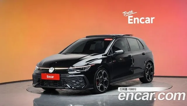 Volkswagen Golf 2025