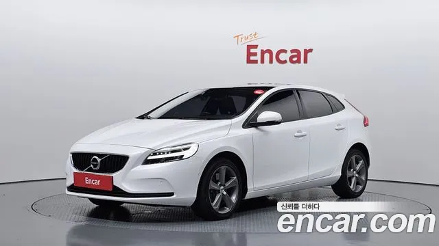 Volvo V40 2016