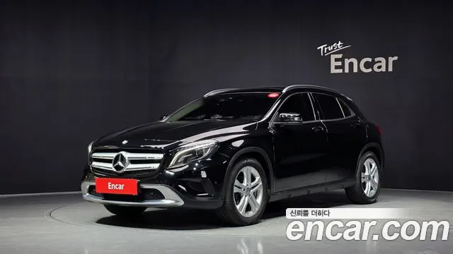 Mercedes-Benz GLA-Class 2016