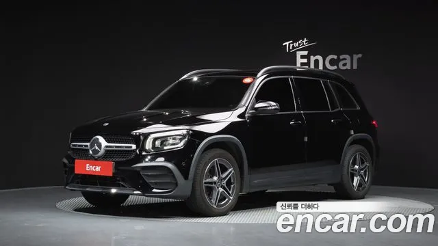 Mercedes-Benz GLB-Class 2021