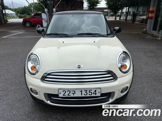 MINI Cooper 2011