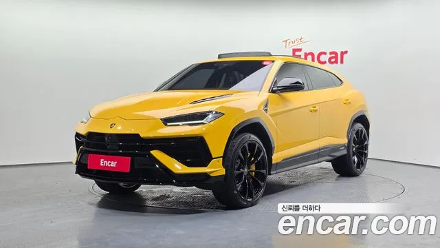 Lamborghini Urus 2024