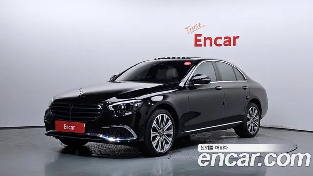 Mercedes-Benz E-Class 2023