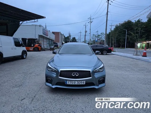 Infiniti Q50 2016