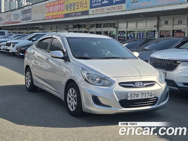 Hyundai Accent 2011