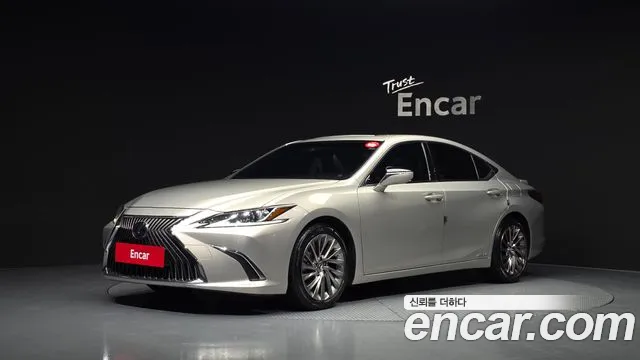 Lexus ES 2018