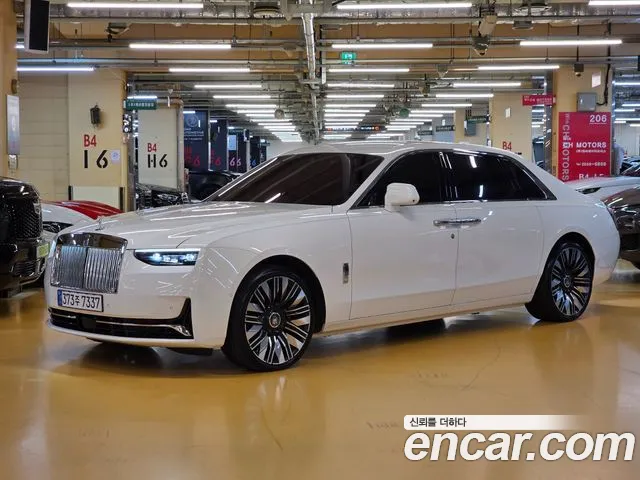 Rolls-Royce Ghost 2026