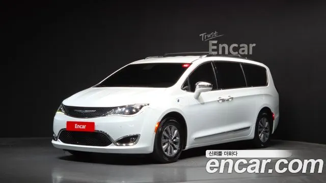 Chrysler Pacifica 2020
