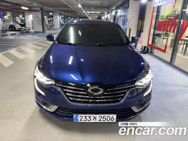 Renault SM6 2016